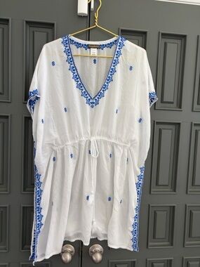 Tommy Bahama White Coverup with Blue Embroidery